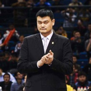  姚明入选名人堂引国内热议潮  