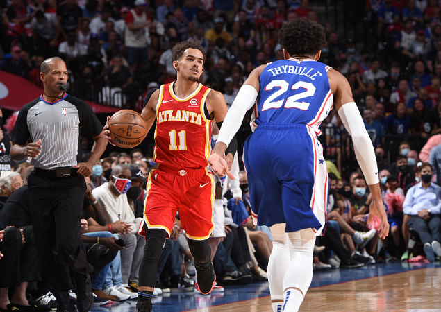 特雷杨三分雨浇灭热火老鹰客场上演复仇战  特雷杨三分雨浇灭热火老鹰客场上演复仇战